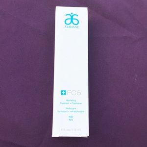 Arbonne FC5 Hydrating Cleanser + Freshener